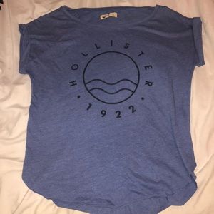 Hollister Graphic Tee
